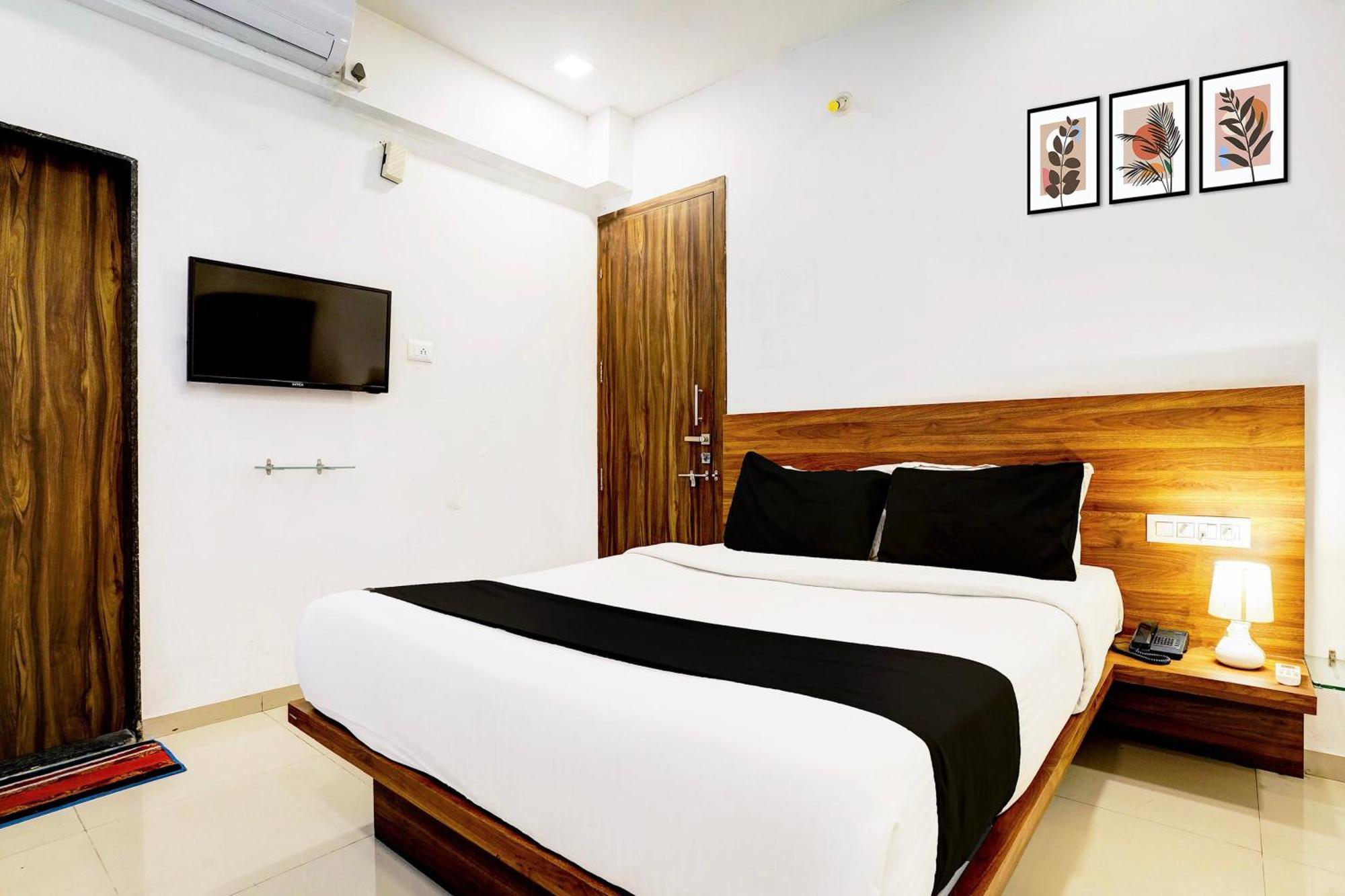 Super Hotel O Nashik Road Formerly The Address Hotel Eksteriør billede