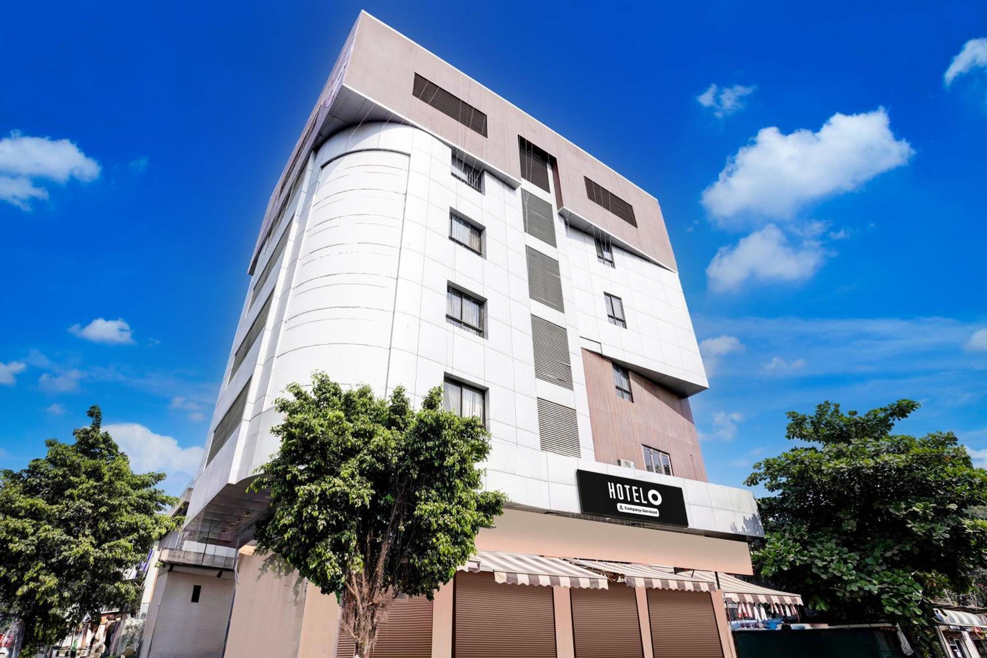 Super Hotel O Nashik Road Formerly The Address Hotel Eksteriør billede